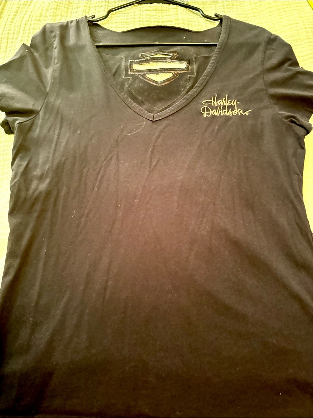 Harley-Davidson 115th anniversary Black Short-Sleeve V-Neck Tee with Gold Script